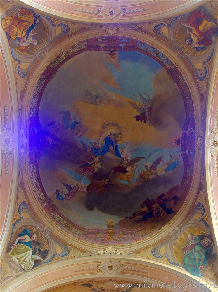 Vimercate (Monza e Brianza, Italy) - Fresco of the Assumption on the vault of the crossing of the Sanctuary of the Blessed Virgin of the Rosary